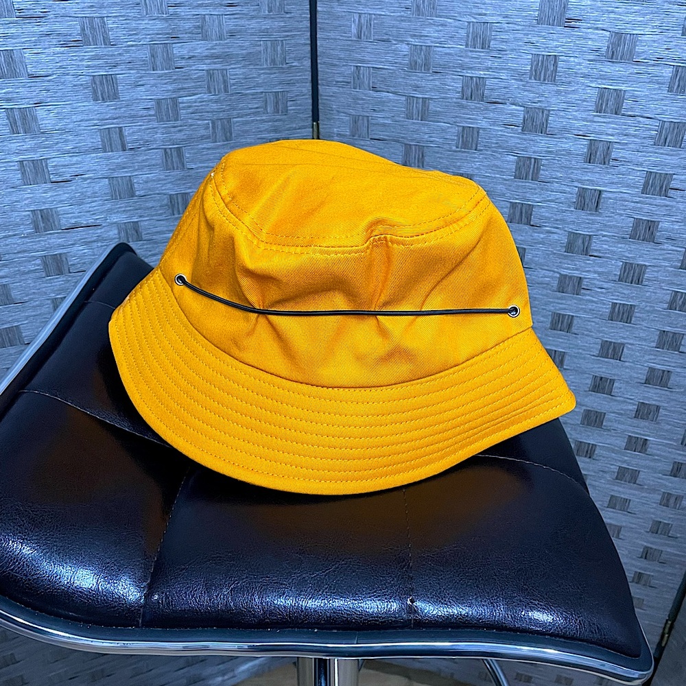 SVNX size OS Gold/Yellow colored Bucket Hat